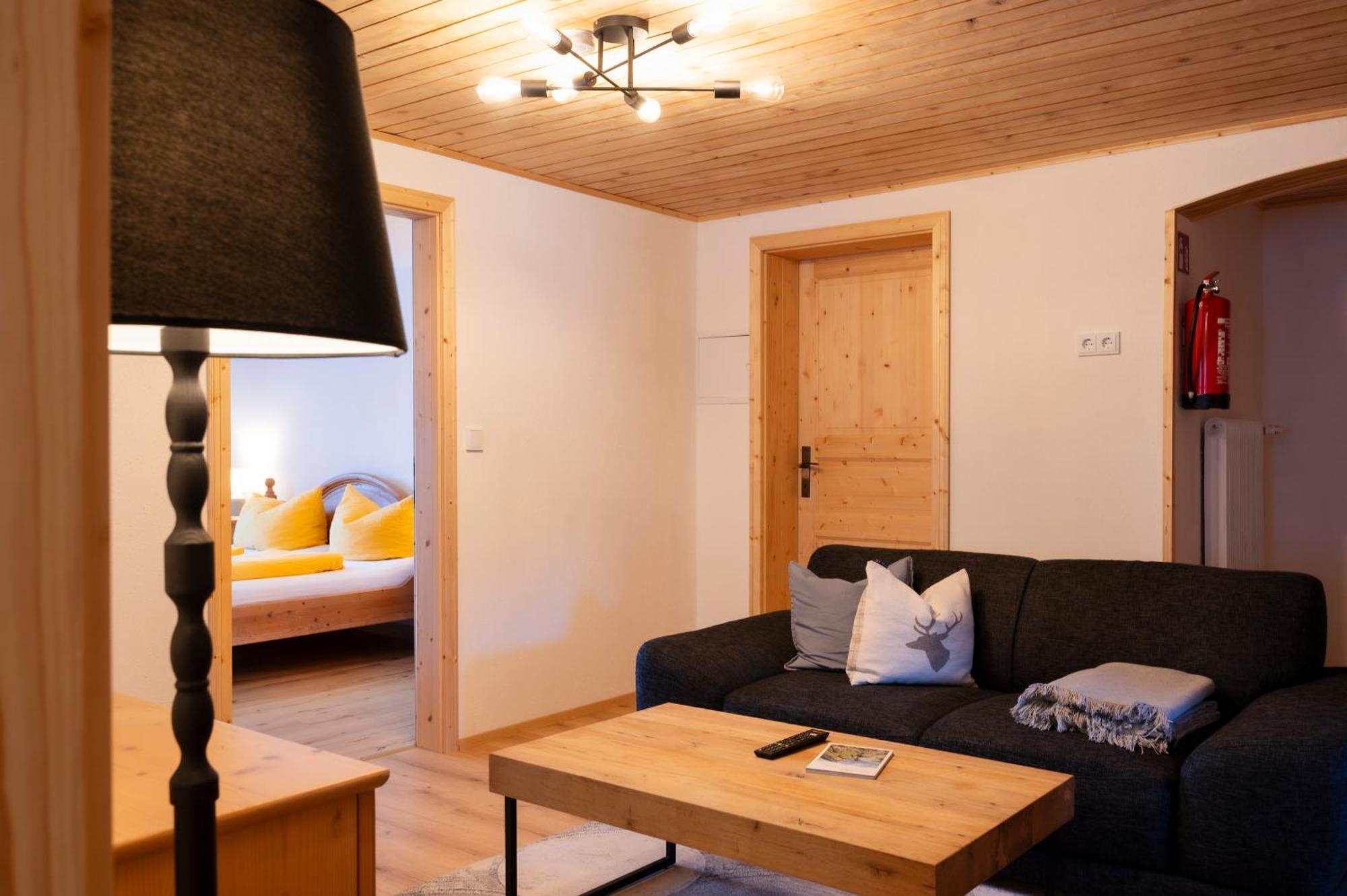 Haus Barbara Apartment วัลด์ อัม อาร์ลแบร์ก ภายนอก รูปภาพ